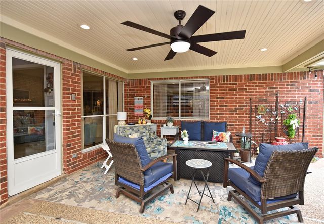 3862 W Wisteria Circle, Sugar Land, TX 77479