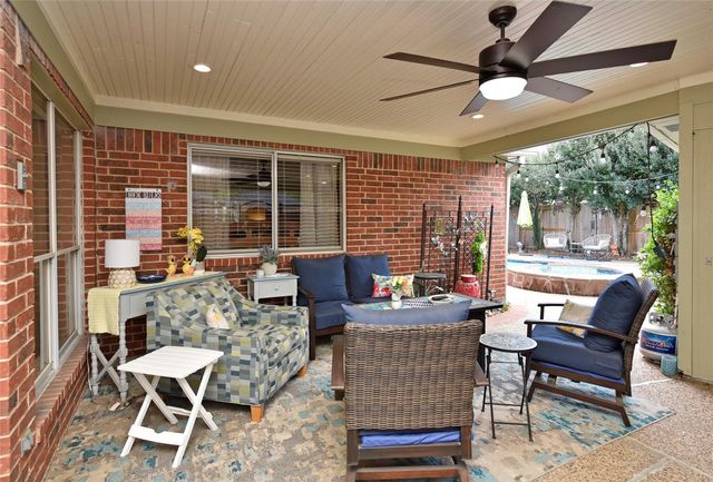 3862 W Wisteria Circle, Sugar Land, TX 77479