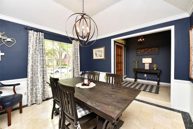 3862 W Wisteria Circle, Sugar Land, TX 77479