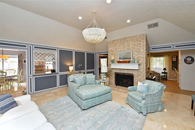 3862 W Wisteria Circle, Sugar Land, TX 77479