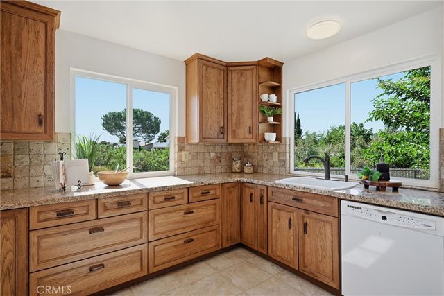 9035 Salinan Way, Kelseyville, CA 95451
