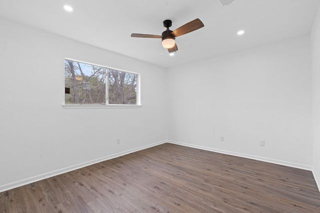 6808 Wentworth DR A, Austin, TX 78724
