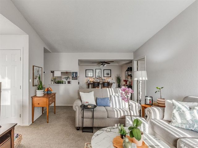 11413 Springhollow Road 707, Oklahoma City, OK 73120