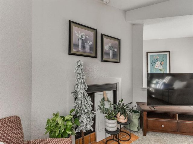 11413 Springhollow Road 707, Oklahoma City, OK 73120