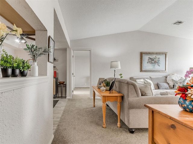 11413 Springhollow Road 707, Oklahoma City, OK 73120