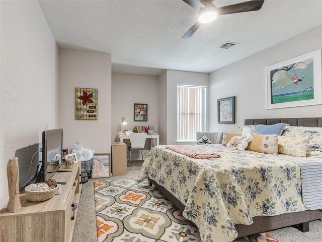 11413 Springhollow Road 707, Oklahoma City, OK 73120