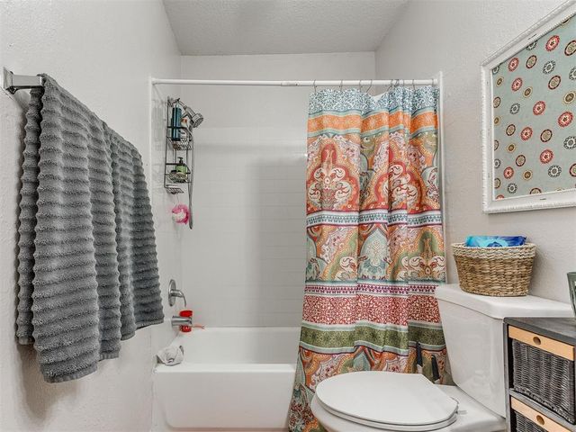 11413 Springhollow Road 707, Oklahoma City, OK 73120