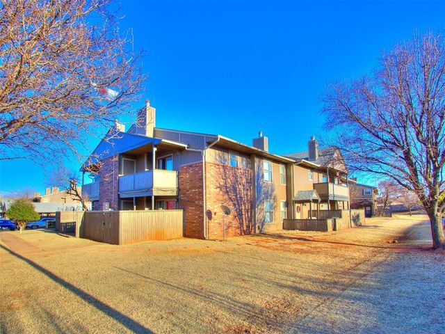 11413 Springhollow Road 707, Oklahoma City, OK 73120