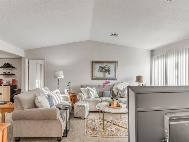 11413 Springhollow Road 707, Oklahoma City, OK 73120