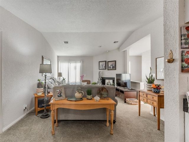 11413 Springhollow Road 707, Oklahoma City, OK 73120