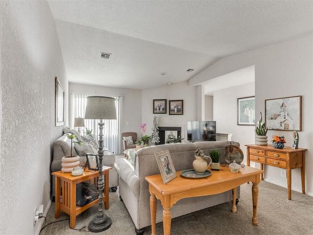 11413 Springhollow Road 707, Oklahoma City, OK 73120