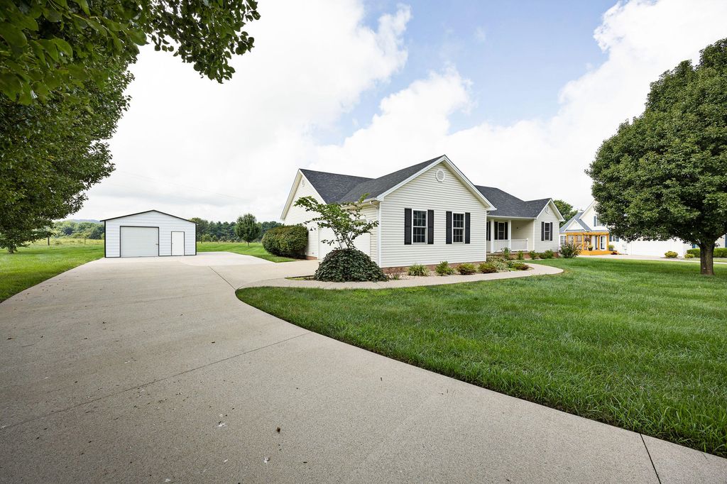 229 Sierra Circle, Stanford, KY 40484