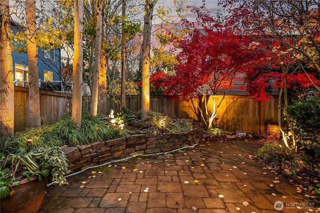 1607 Lyons Avenue NE, Renton, WA 98059