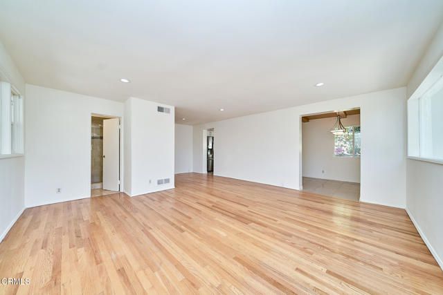 5212 New York Avenue, La Crescenta, CA 91214