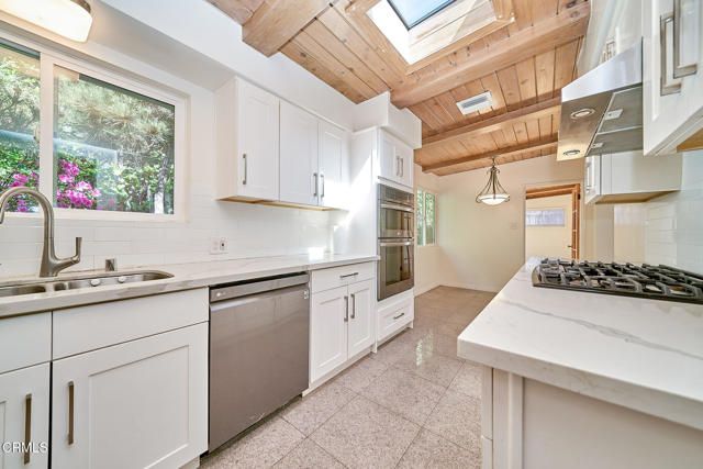 5212 New York Avenue, La Crescenta, CA 91214