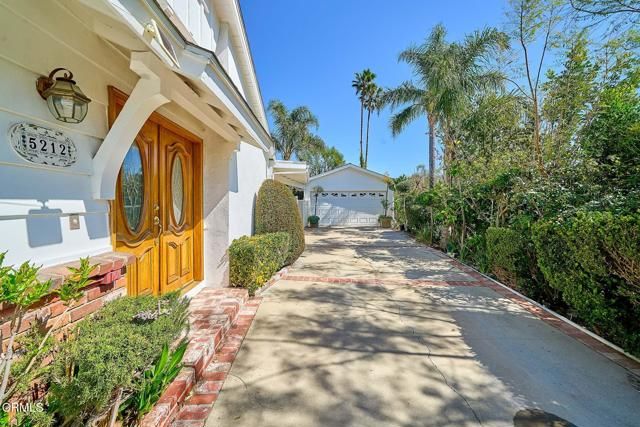 5212 New York Avenue, La Crescenta, CA 91214