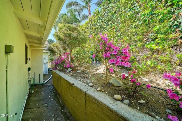 5212 New York Avenue, La Crescenta, CA 91214