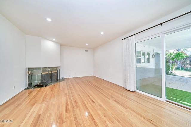 5212 New York Avenue, La Crescenta, CA 91214