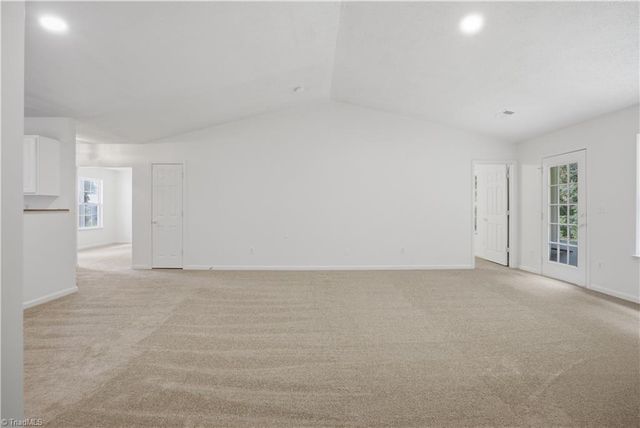 467 Bedford Knoll Drive, Winston-salem, NC 27107
