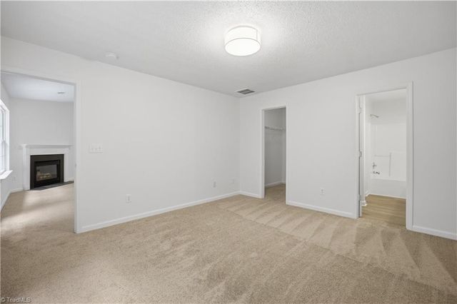 467 Bedford Knoll Drive, Winston-salem, NC 27107
