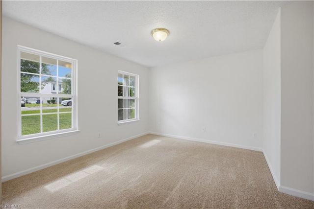 467 Bedford Knoll Drive, Winston-salem, NC 27107
