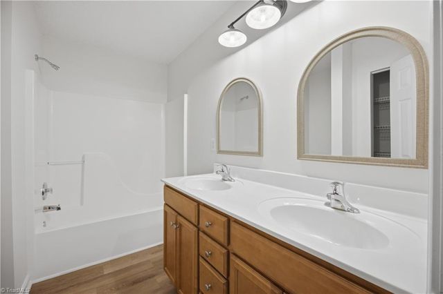467 Bedford Knoll Drive, Winston-salem, NC 27107