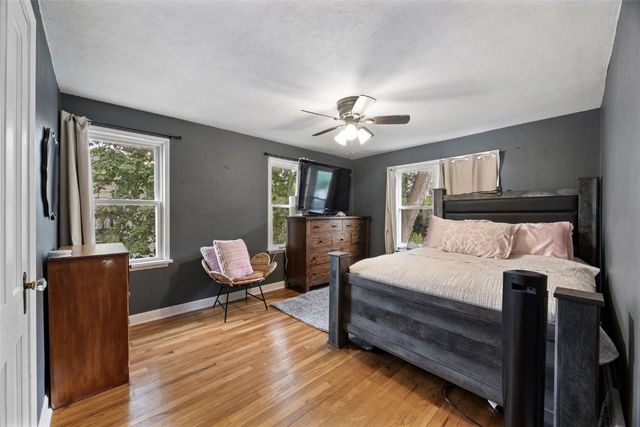 205 21st Street NE, Cedar Rapids, IA 52402