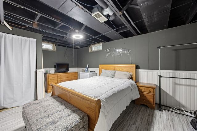 205 21st Street NE, Cedar Rapids, IA 52402