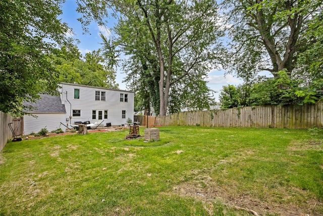 205 21st Street NE, Cedar Rapids, IA 52402