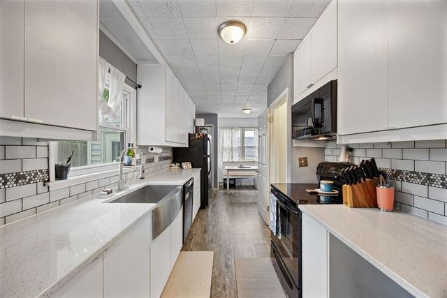 205 21st Street NE, Cedar Rapids, IA 52402