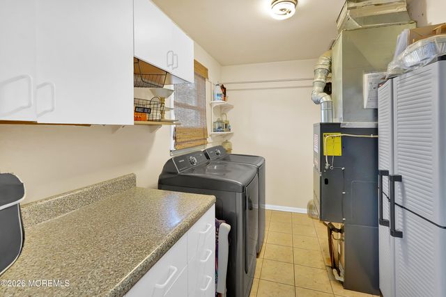 606 Bowsprit Point, Lanoka Harbor, NJ 08734