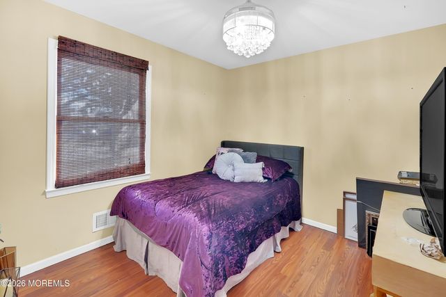 606 Bowsprit Point, Lanoka Harbor, NJ 08734