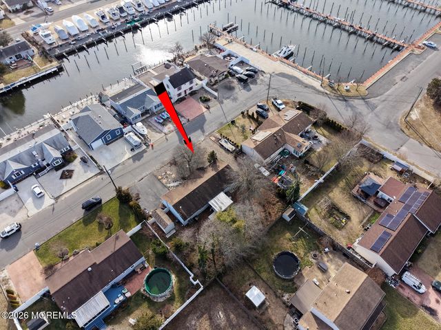 606 Bowsprit Point, Lanoka Harbor, NJ 08734