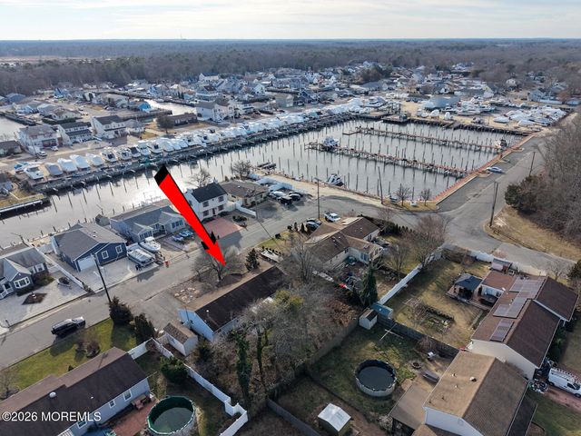 606 Bowsprit Point, Lanoka Harbor, NJ 08734