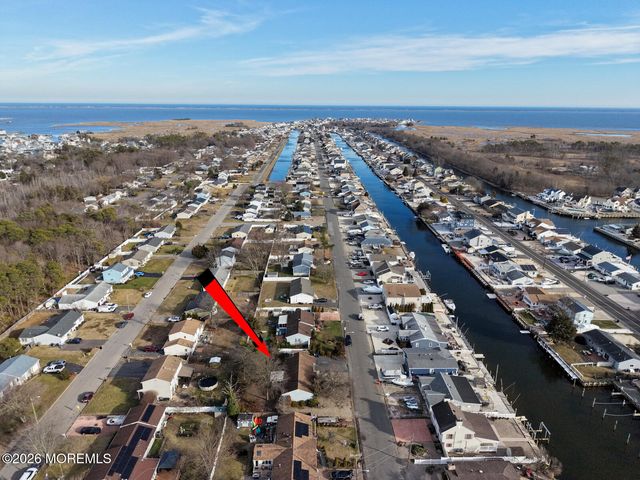 606 Bowsprit Point, Lanoka Harbor, NJ 08734
