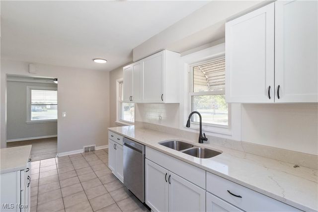 18401 Garden Boulevard, Cleveland, OH 44128