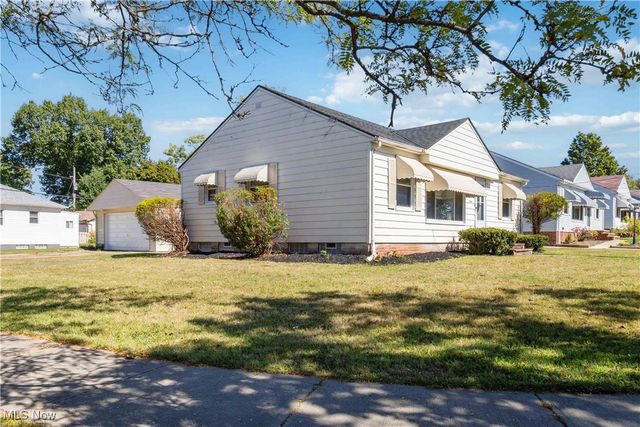 18401 Garden Boulevard, Cleveland, OH 44128