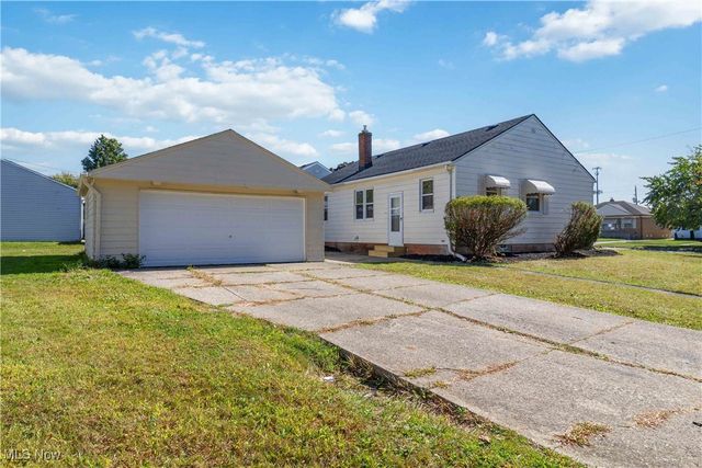 18401 Garden Boulevard, Cleveland, OH 44128