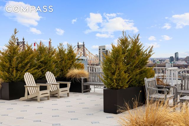 45 Sutton Place S PHI, New York City, NY 10022