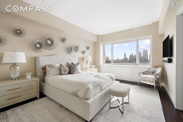 45 Sutton Place S PHI, New York City, NY 10022