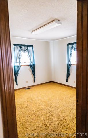 904 S D And H Street, Cleveland, OK 74020