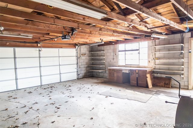 904 S D And H Street, Cleveland, OK 74020