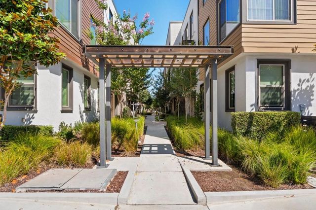25320 Villager Lane, Hayward, CA 94544