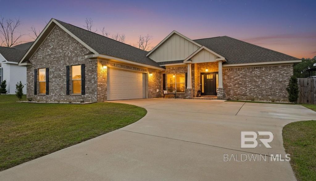 20933 W Southtown Drive, Robertsdale, AL 36567