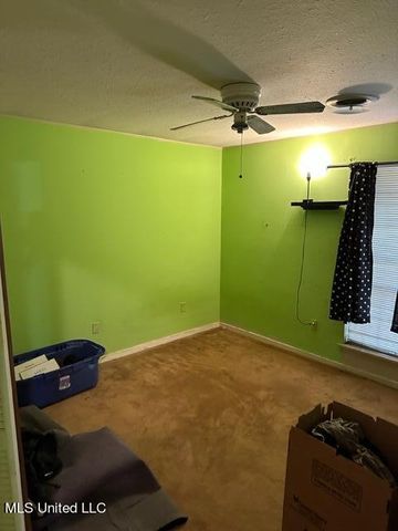 2952 Longwood Drive, Jackson, MS 39212