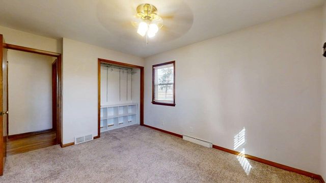 8428 N Shirlane Street, Shirley, IL 61772