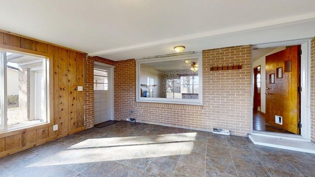 8428 N Shirlane Street, Shirley, IL 61772