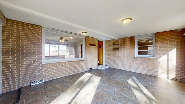 8428 N Shirlane Street, Shirley, IL 61772