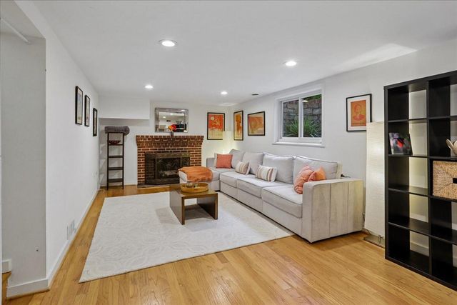 139 HESKETH ST, Chevy Chase, MD 20815