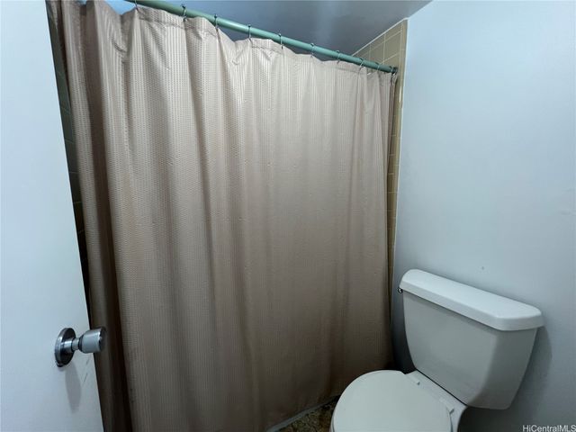 1077 Ala Napunani Street 803, Honolulu, HI 96818